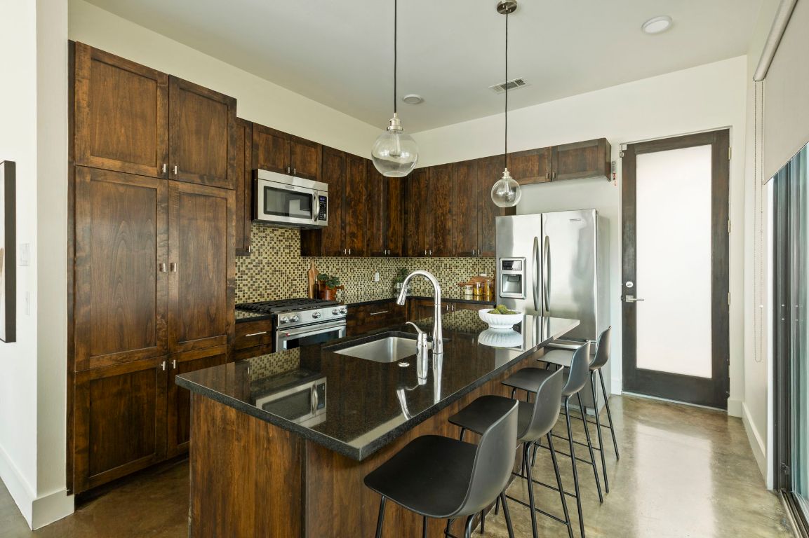 2017 Kinney Avenue, Unit B Austin, TX 78704 - Photo 12 of 38