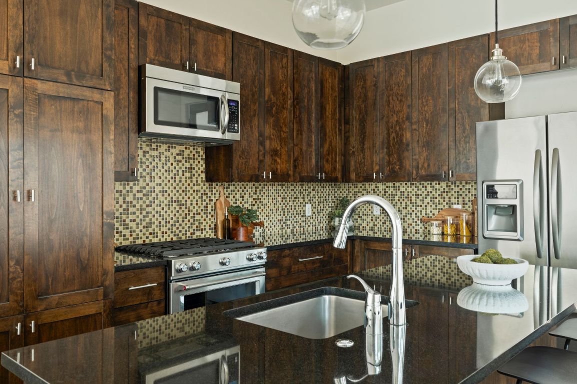 2017 Kinney Avenue, Unit B Austin, TX 78704 - Photo 13 of 38