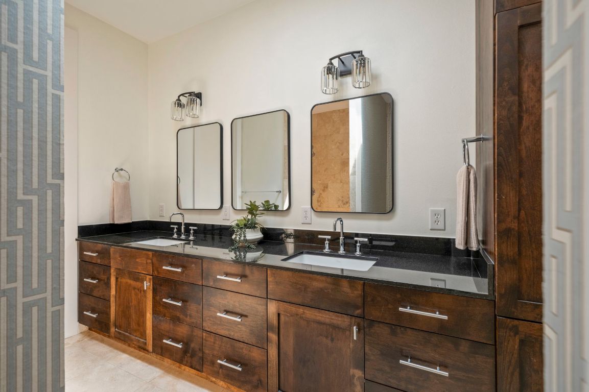 2017 Kinney Avenue, Unit B Austin, TX 78704 - Photo 22 of 38