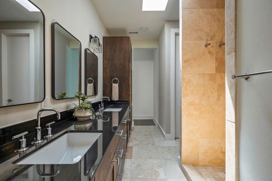 2017 Kinney Avenue, Unit B Austin, TX 78704 - Photo 25 of 38