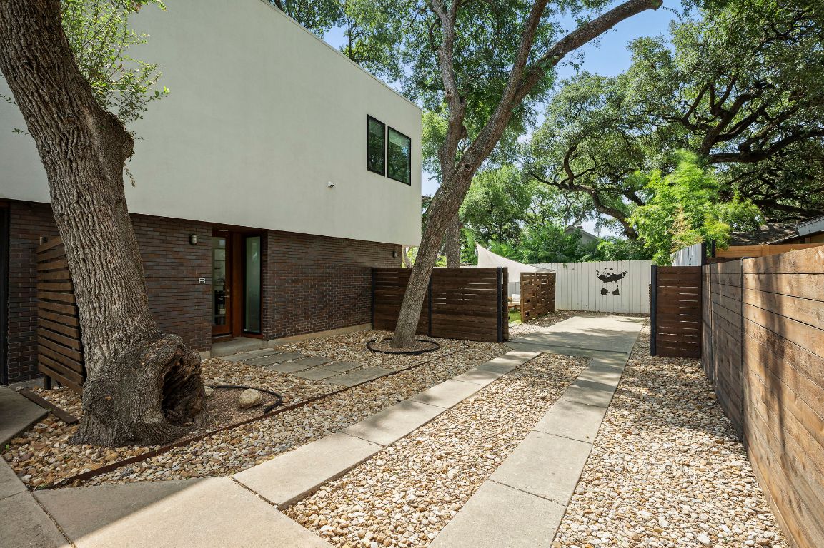 2017 Kinney Avenue, Unit B Austin, TX 78704 - Photo 38 of 38