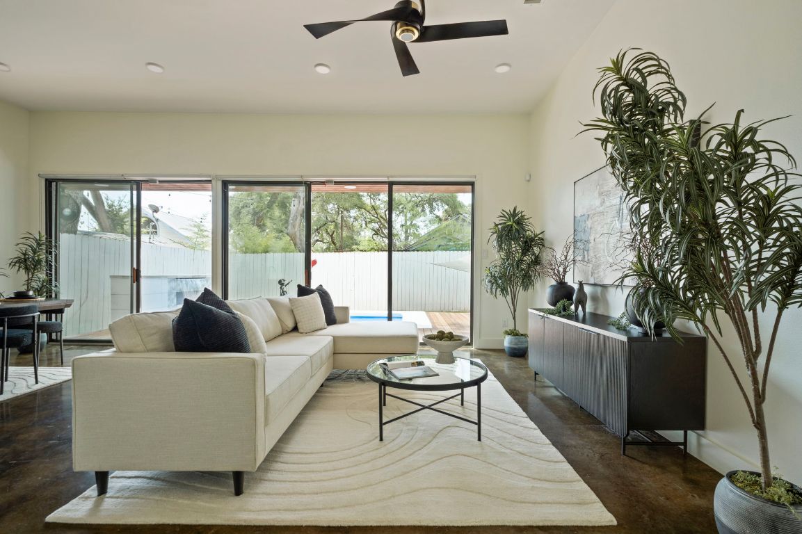 2017 Kinney Avenue, Unit B Austin, TX 78704 - Photo 4 of 38