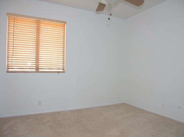 4154 West Charter Oak Road Phoenix, AZ 85029 - Photo 8 of 12 BD