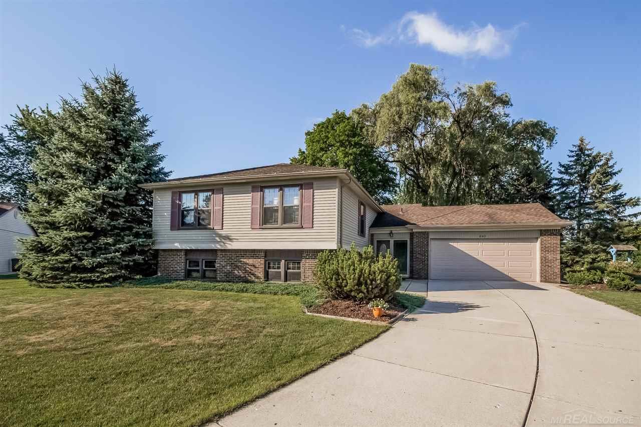849 Dumont Place Rochester Hills, MI 48307 - Photo 3 of 50