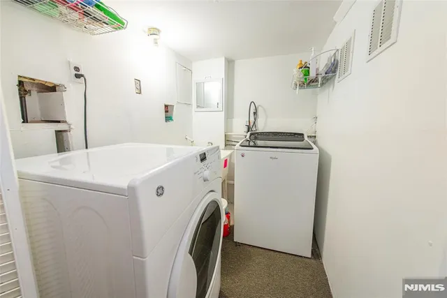 $699,999 | 7 Wedgewood Drive, West Orange, NJ 07052