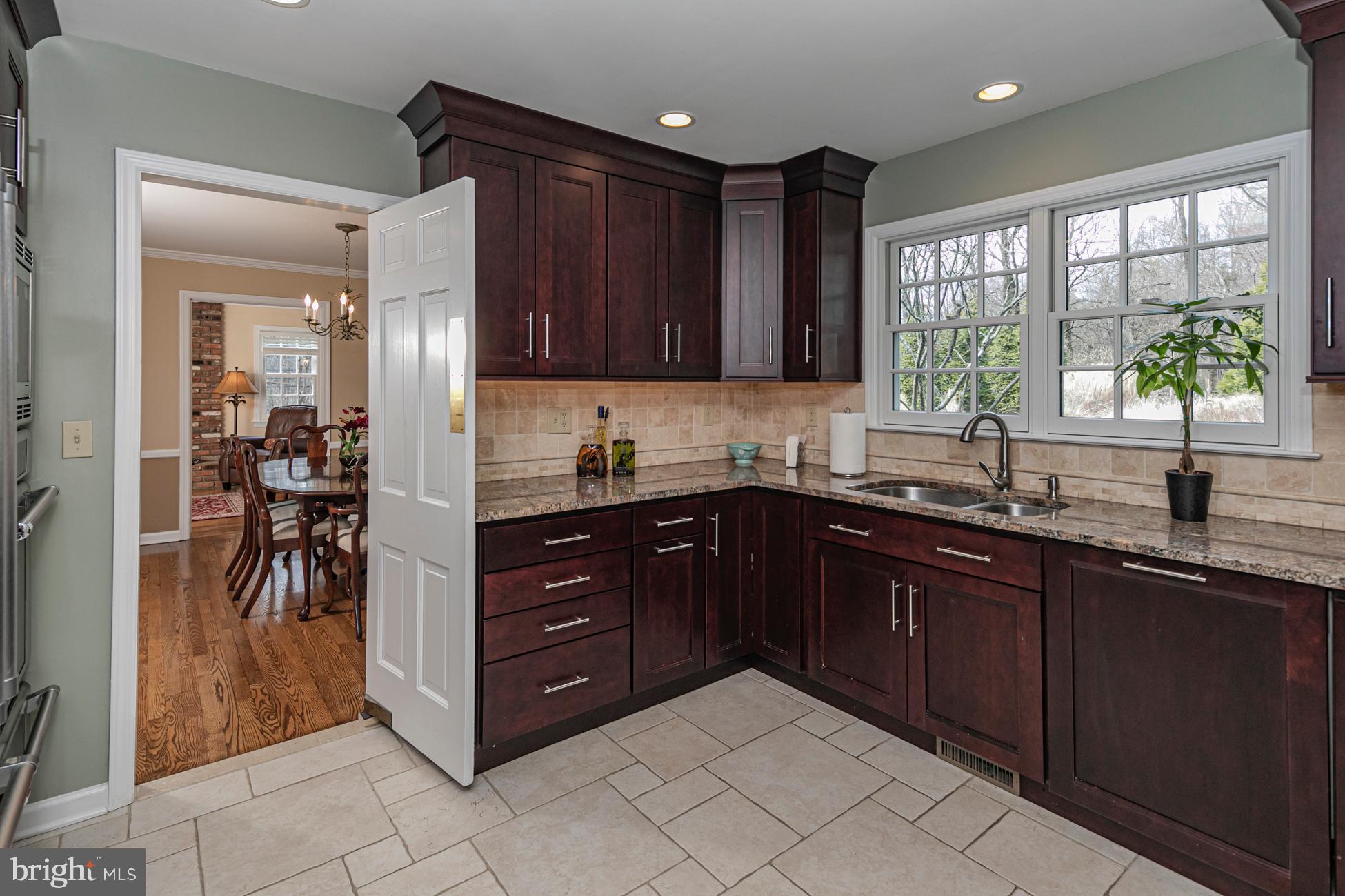 267 Cherry Valley Road Princeton, NJ 08540 - Photo 8 of 28