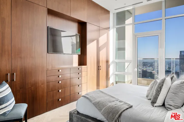 $60,000 | 888 South Olive Street, Unit PH, Los Angeles, CA 90014