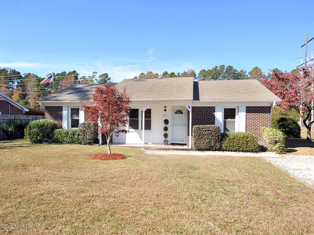 817 Spring Valley Road Wilmington, NC 28405 - Photo 1 of 21 817 Spring Valley Rd