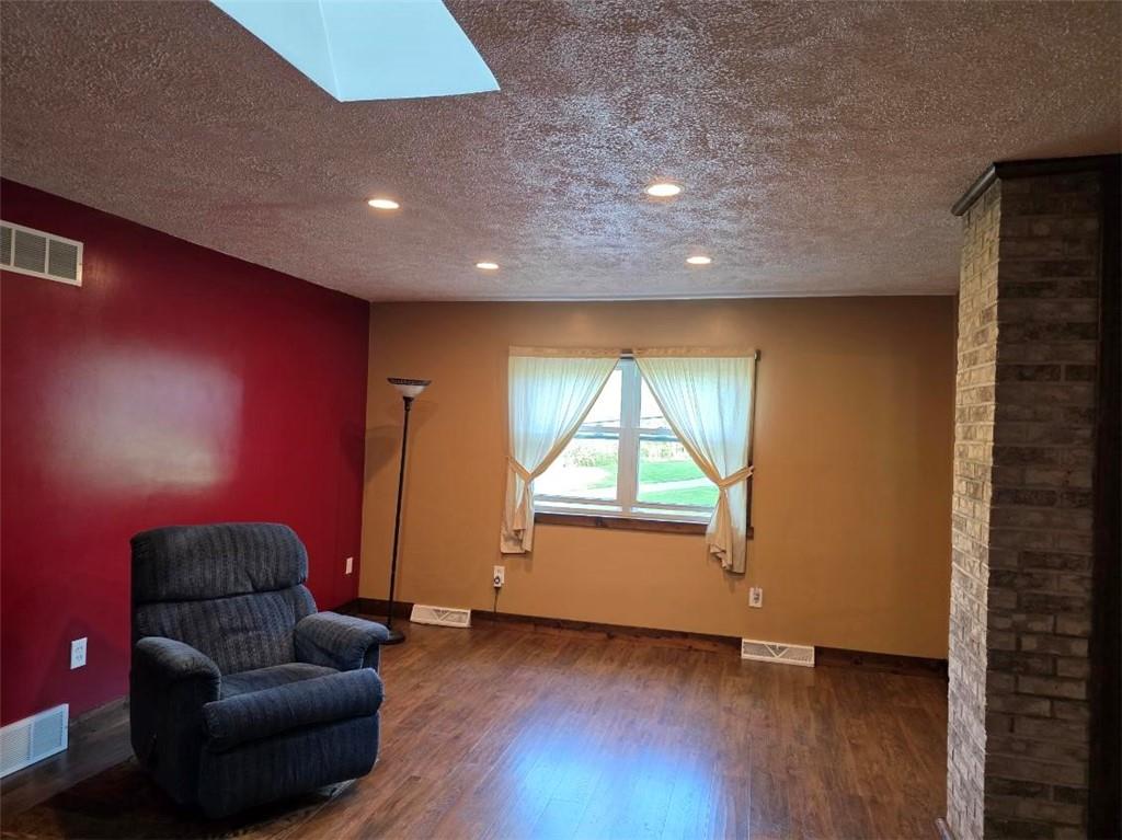 2153 Mt Jackson Road Bessemer, PA 16112 - Photo 5 of 28