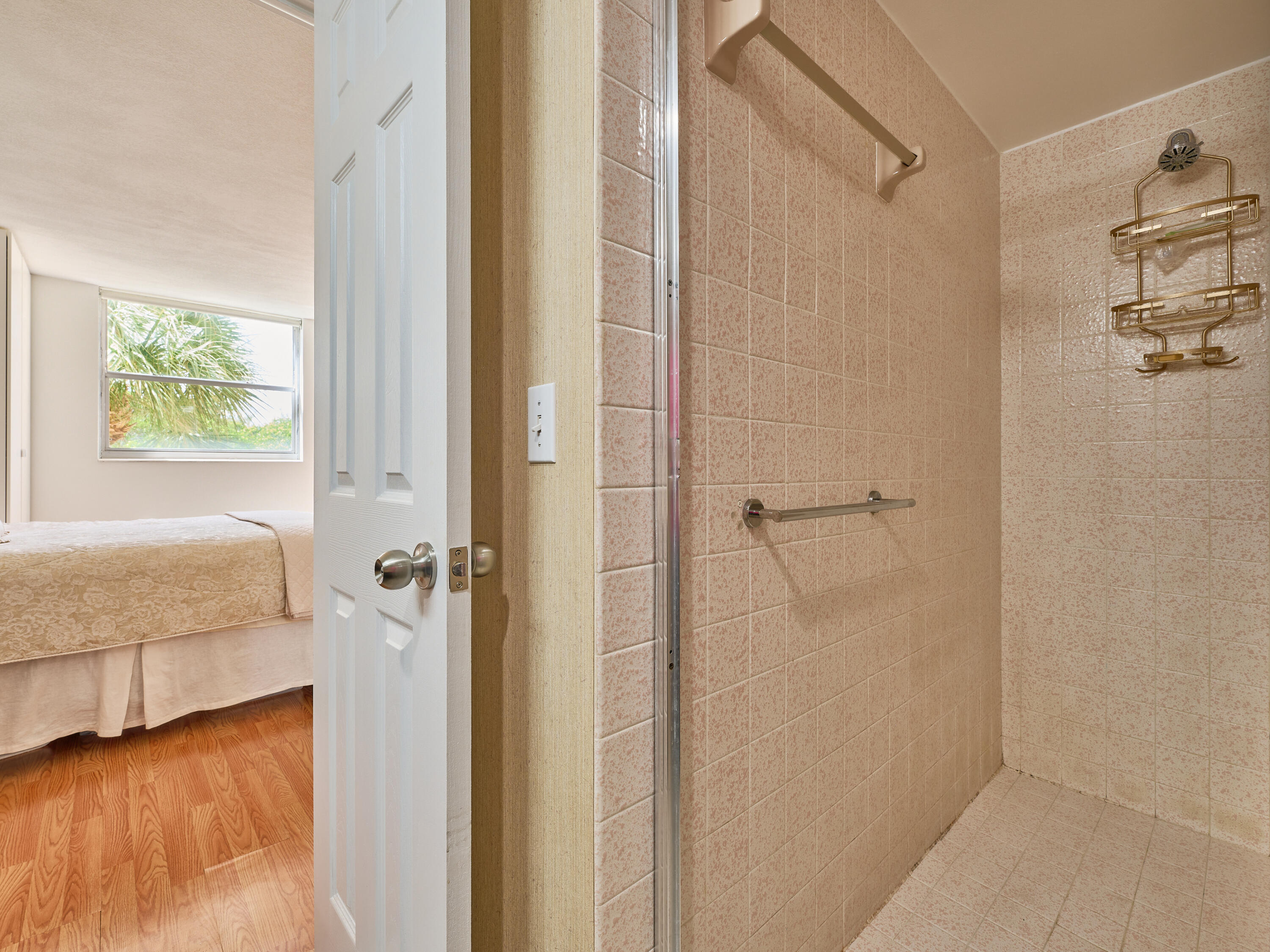 299 Northwest 52nd Terrace, Unit 317 Boca Raton, FL 33487 - Photo 27 of 36 Shower