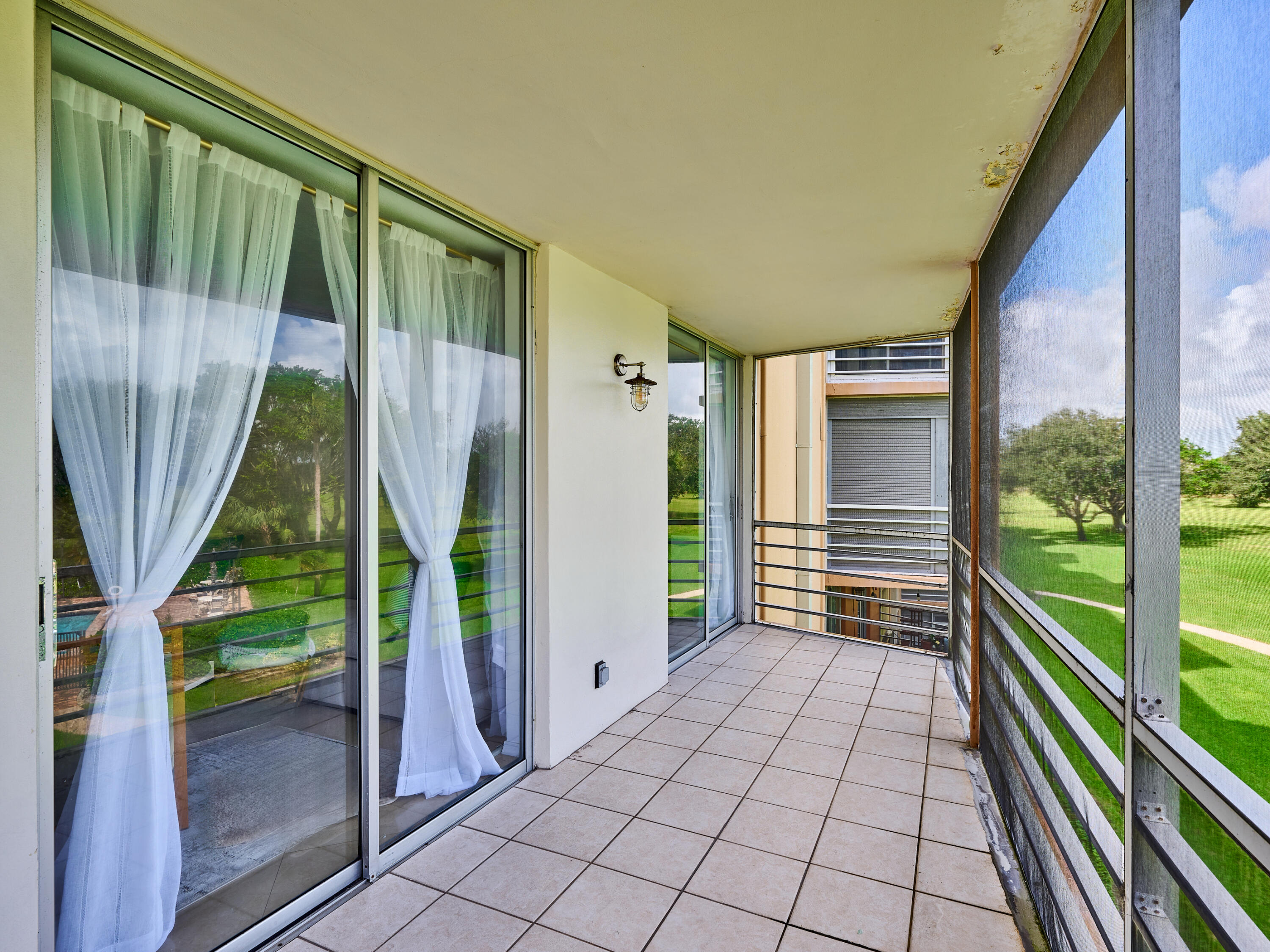 299 Northwest 52nd Terrace, Unit 317 Boca Raton, FL 33487 - Photo 33 of 36 Patio