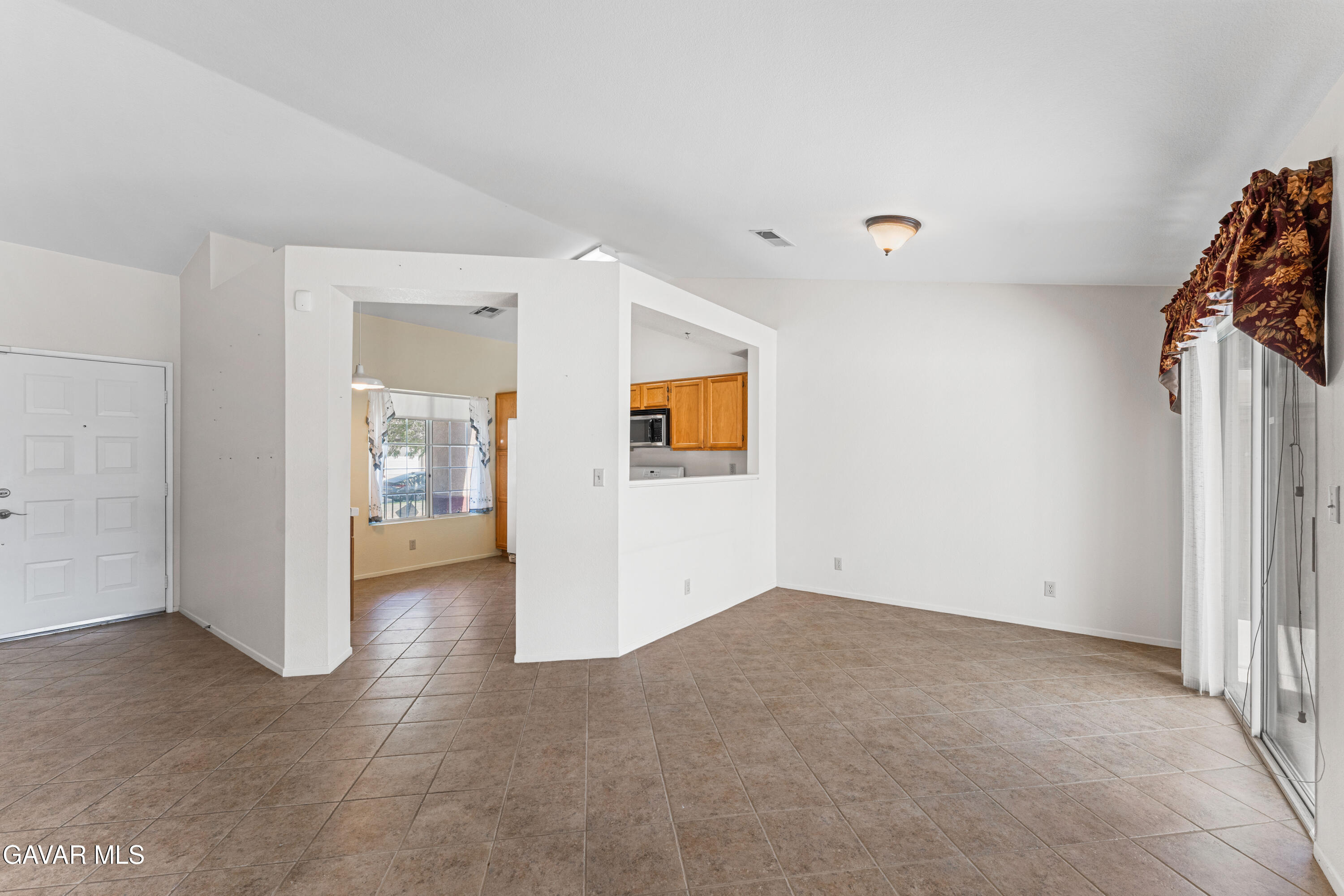 44327 Harbor Street Lancaster, CA 93536 - Photo 12 of 51 Harbor-12