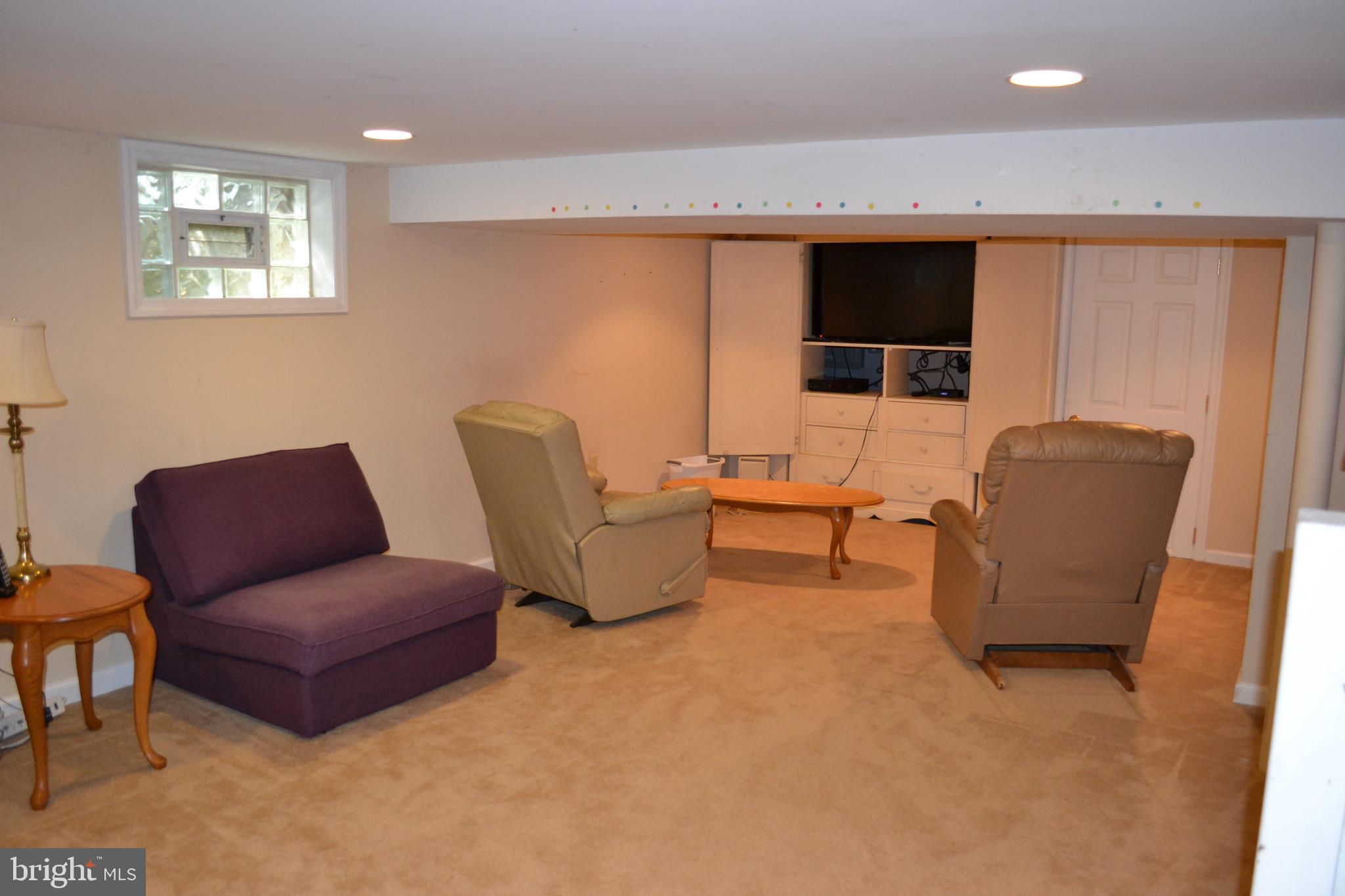 717 Avondale Road Glenside, PA 19038 - Photo 17 of 19 Finished basement
