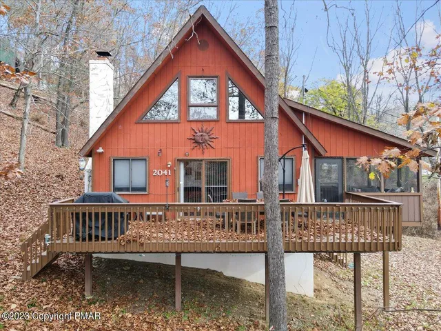 $1,750 | 250 Brentwood Drive, Bushkill, PA 18324