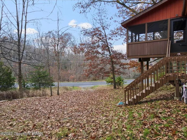 $1,750 | 250 Brentwood Drive, Bushkill, PA 18324