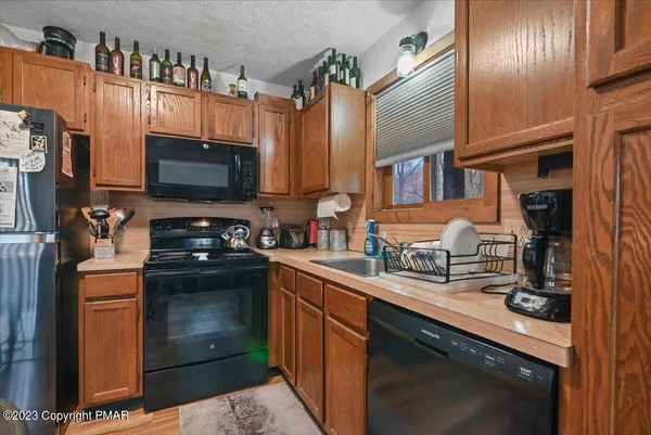 $1,750 | 250 Brentwood Drive, Bushkill, PA 18324