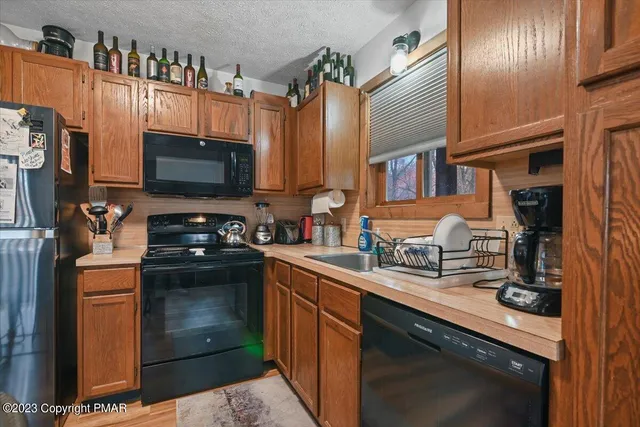 $1,750 | 250 Brentwood Drive, Bushkill, PA 18324