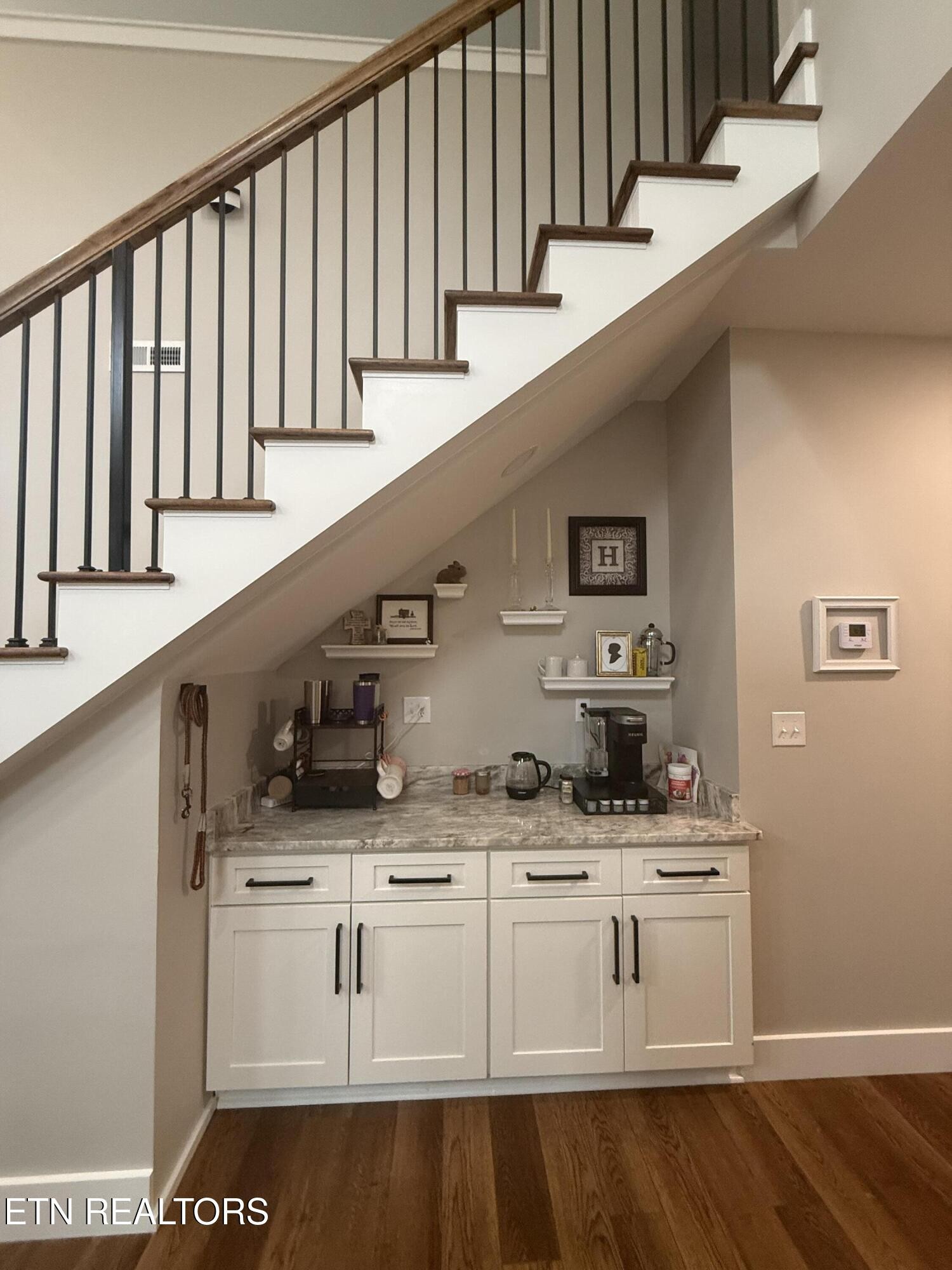 2922 Samples Road Louisville, TN 37777 - Photo 7 of 30 Gallery Image 7