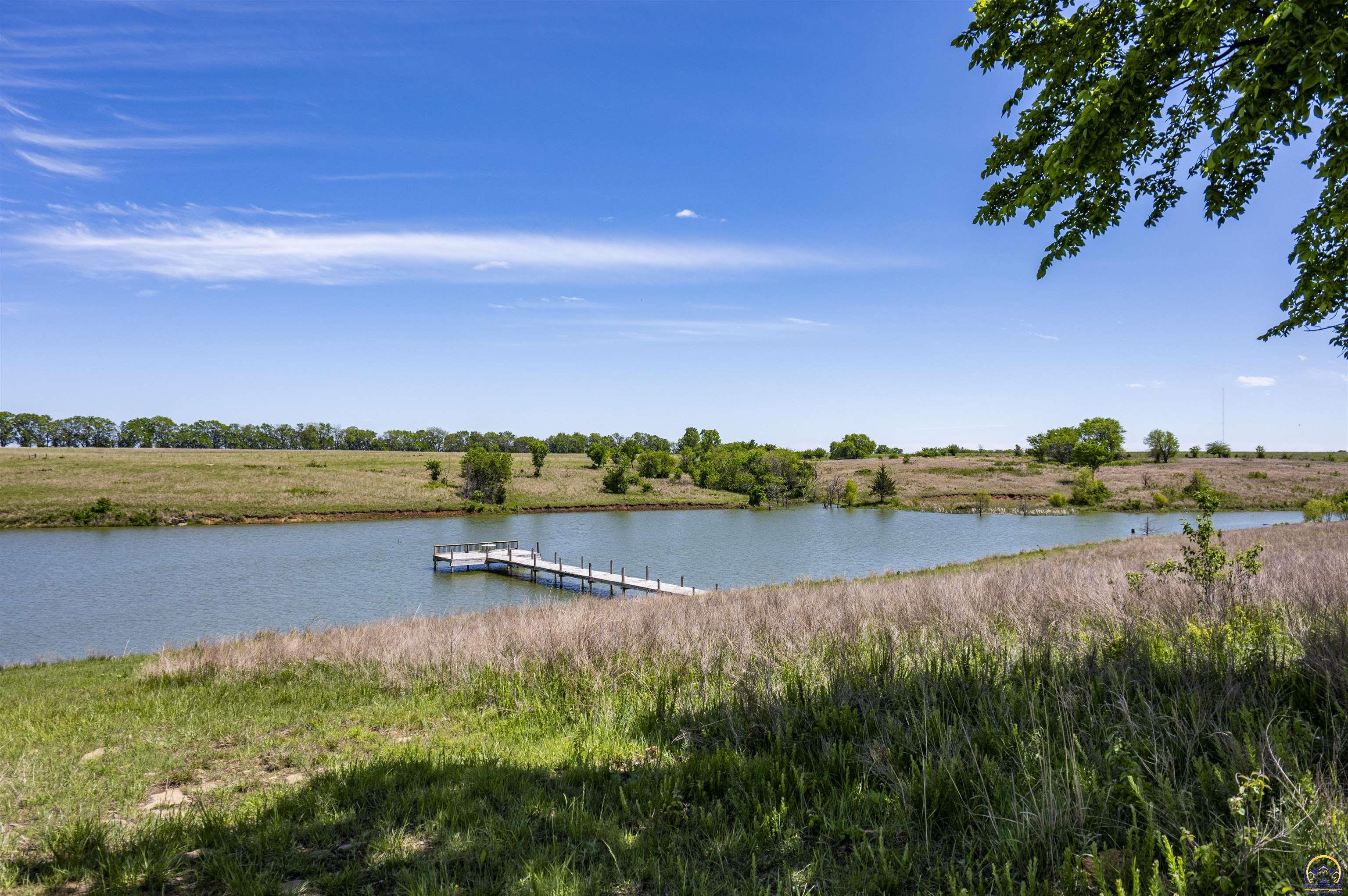 2026 Northwest Douglas Road Topeka, KS 66615 - Photo 32 of 94