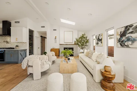 $2,295,000 | 4241 Beethoven Street, Los Angeles, CA 90066