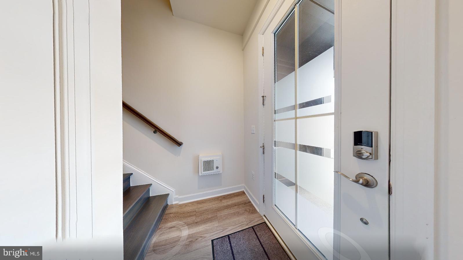 12342 Azure Lane, Unit 24 Fairfax, VA 22033 - Photo 25 of 38 Unit Entryway