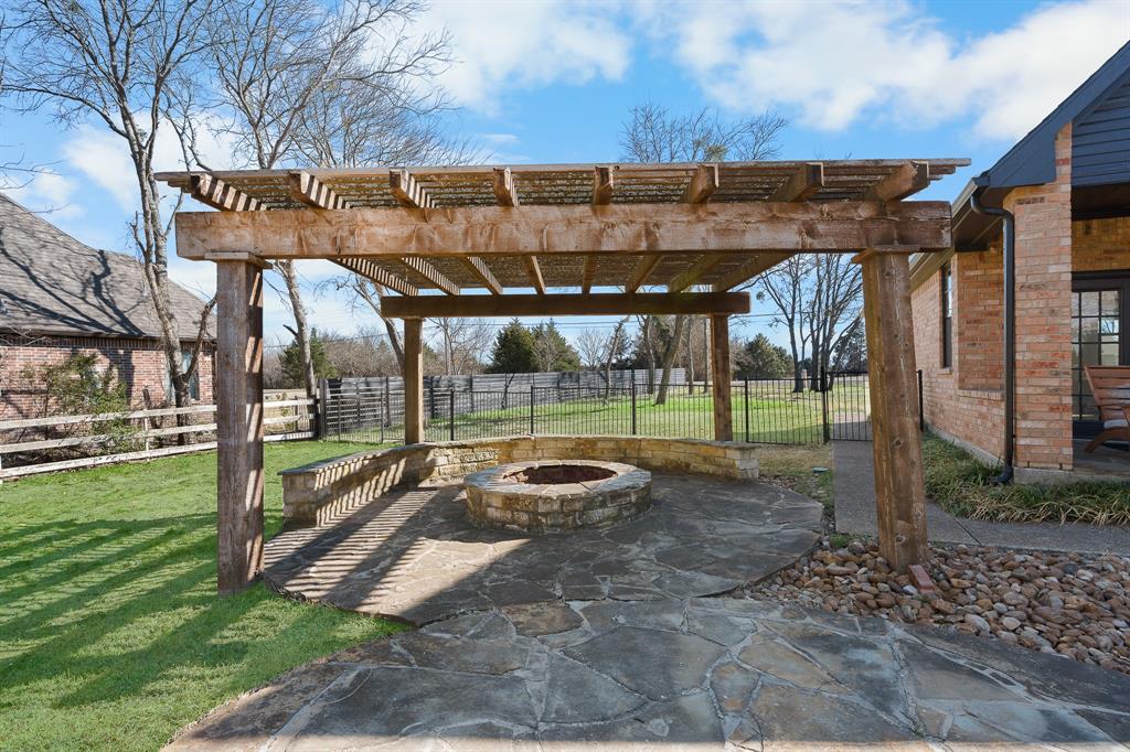 990 Cornelius Road Rockwall, TX 75087 - Photo 35 of 37 a view of a park with iron fence