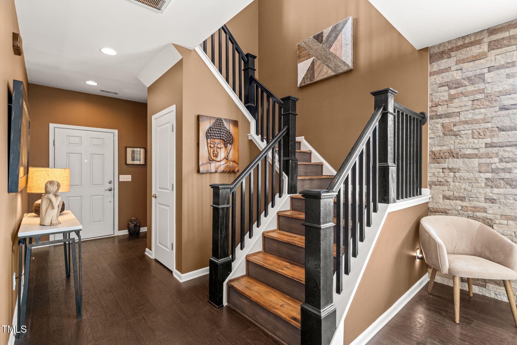 744 Birch Arbor Circle Raleigh, NC 27604 - Photo 5 of 41 Foyer
