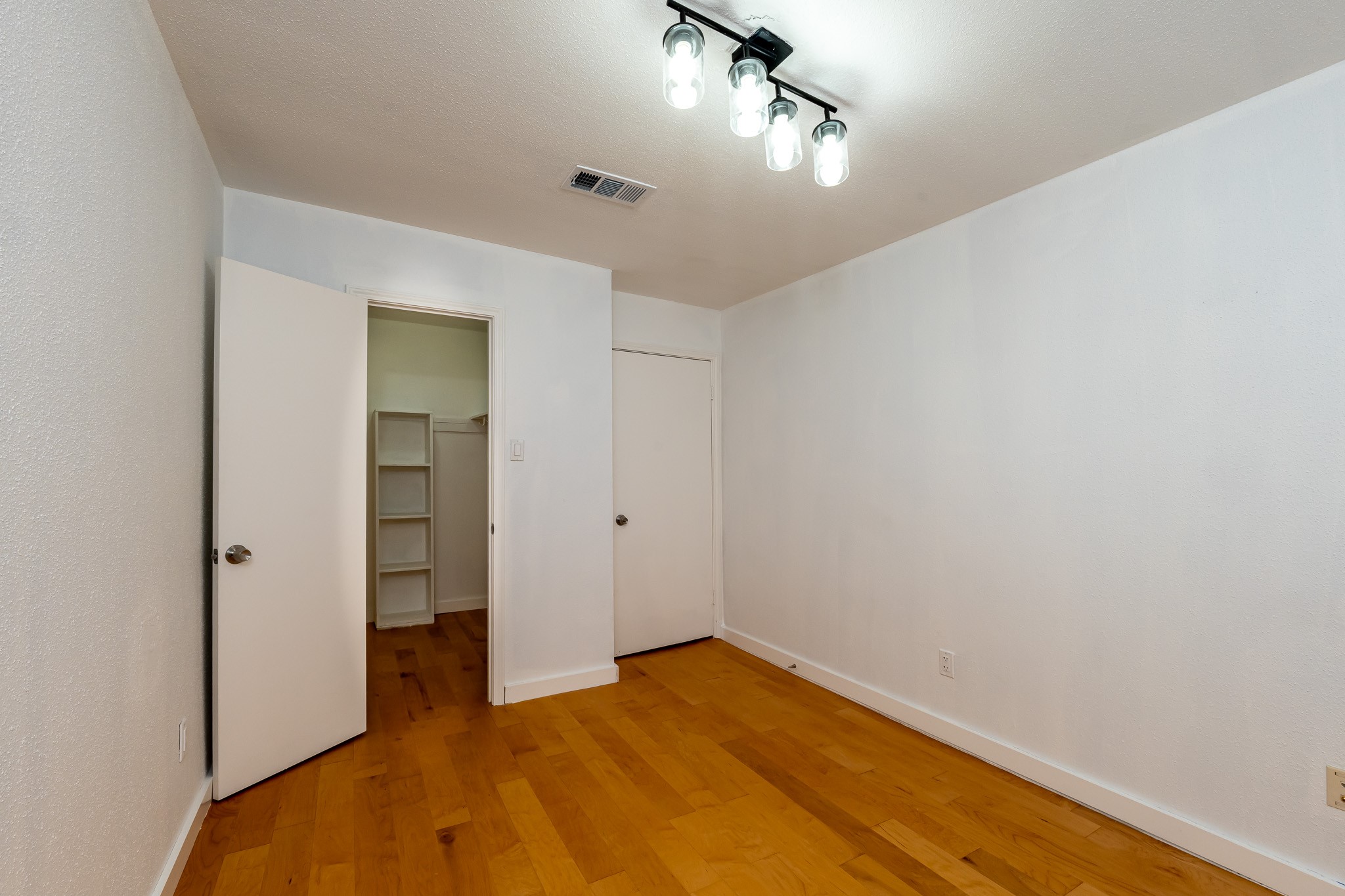 8486 Ariel Street Houston, TX 77074 - Photo 32 of 45 a view of empty room