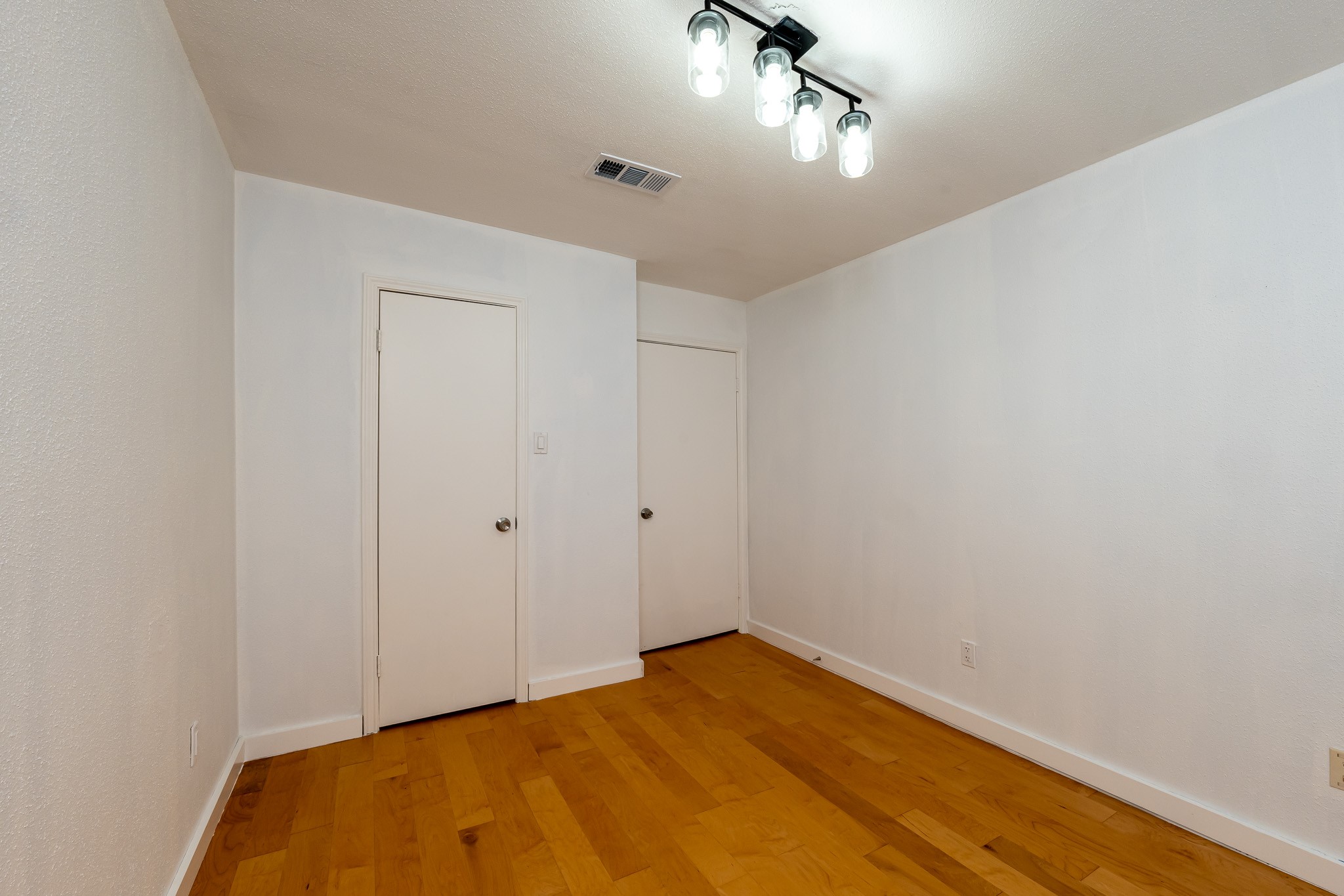 8486 Ariel Street Houston, TX 77074 - Photo 43 of 45 a view of empty room