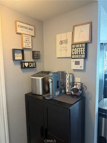 a view of a pathway with a yard