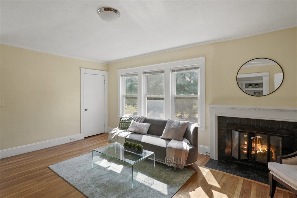 90 Chester Road Belmont, MA 02478 - Photo 3 of 39