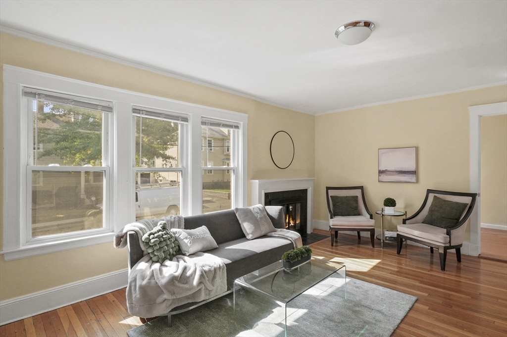 90 Chester Road Belmont, MA 02478 - Photo 4 of 39