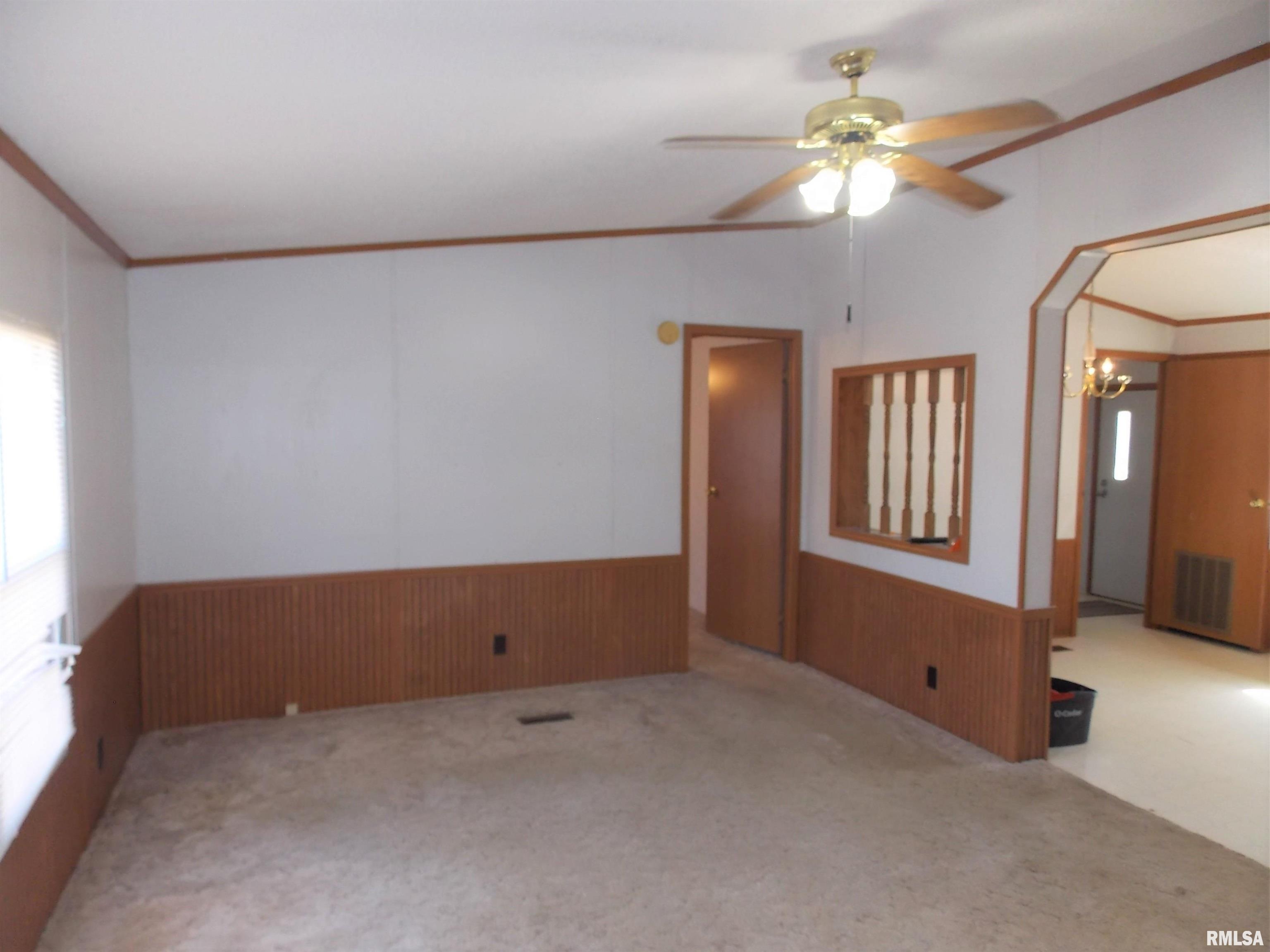 3234 Townhouse Road Salem, IL 62881 - Photo 6 of 23 Gallery Image 6