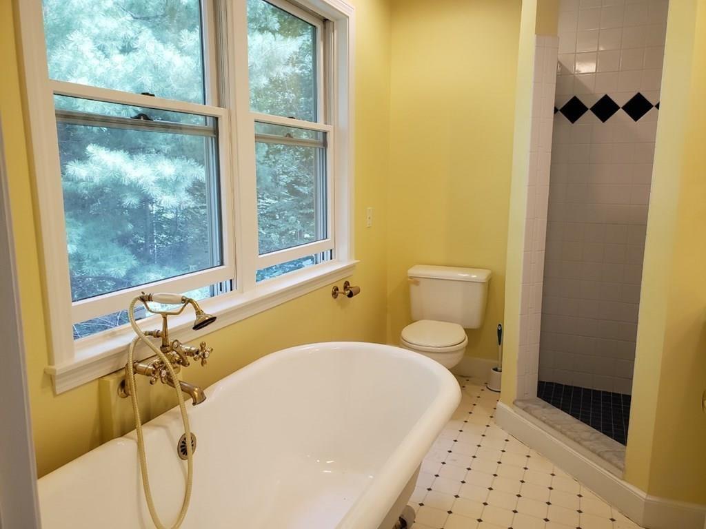 2 Valentine Circle Hopkinton, MA 01748 - Photo 9 of 36 Gallery Image 9