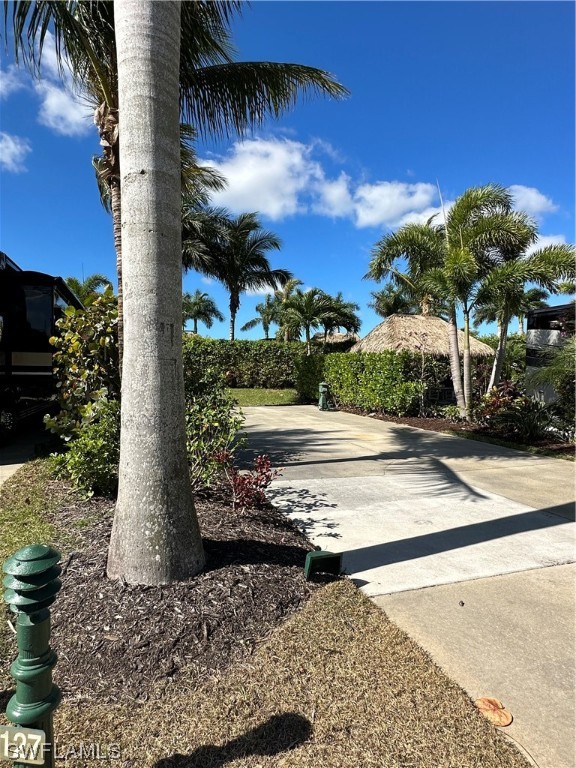 13581 Snapper Lane Naples, FL 34114 - Photo 10 of 34