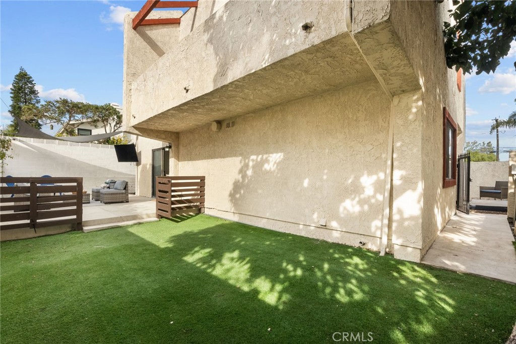 1908 Speyer Lane, Unit B Redondo Beach, CA 90278 - Photo 23 of 38