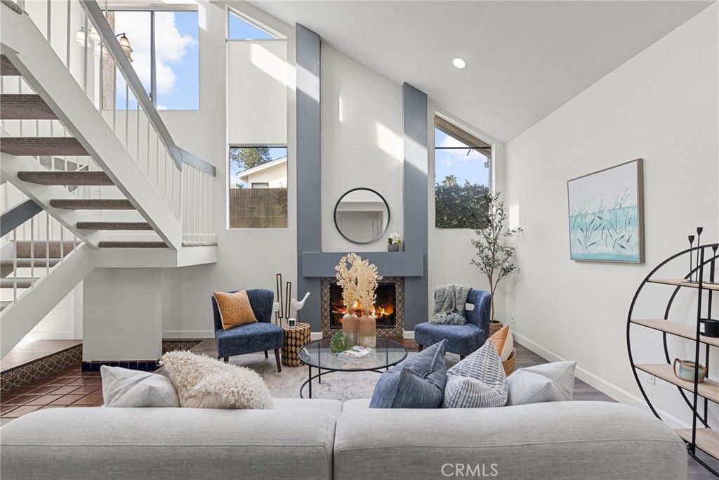 1908 Speyer Lane, Unit B Redondo Beach, CA 90278 - Photo 6 of 38