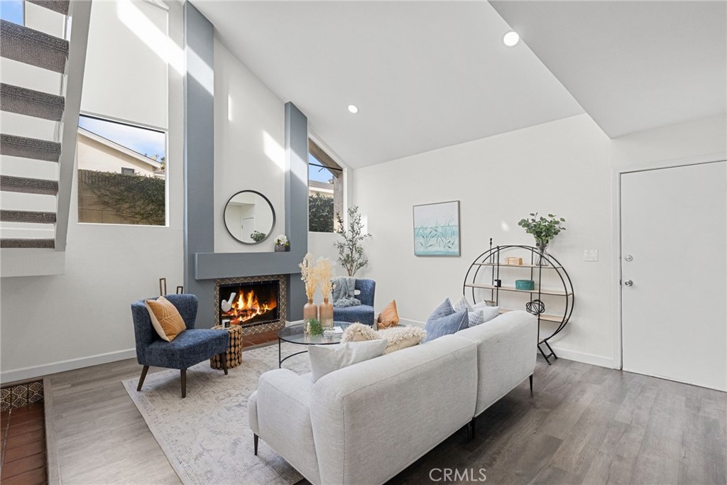 1908 Speyer Lane, Unit B Redondo Beach, CA 90278 - Photo 9 of 38