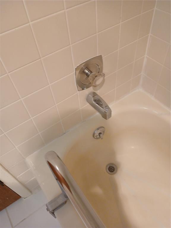 6050 Chesham Drive, Unit 3 New Port Richey, FL 34653 - Photo 15 of 28