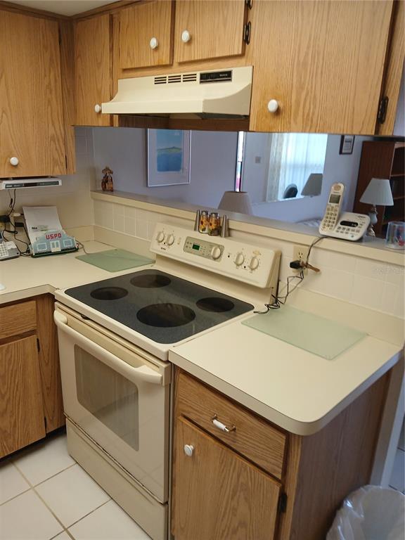 6050 Chesham Drive, Unit 3 New Port Richey, FL 34653 - Photo 9 of 28