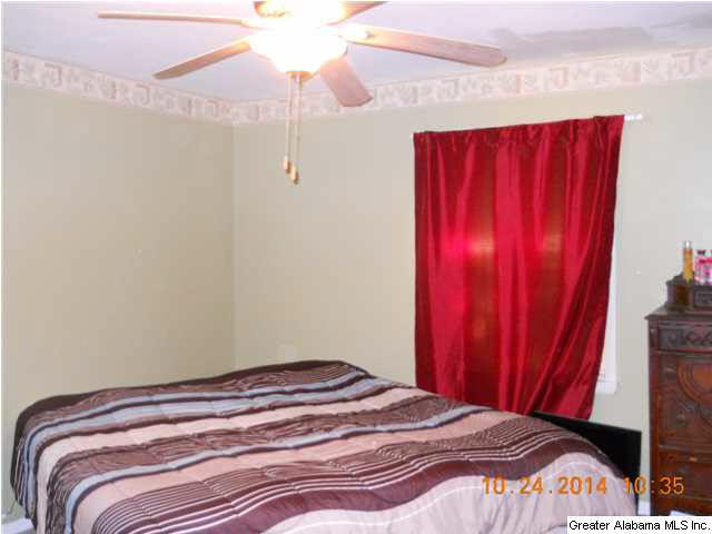 732 McClinton Lane Southwest Bessemer, AL 35022 - Photo 13 of 26