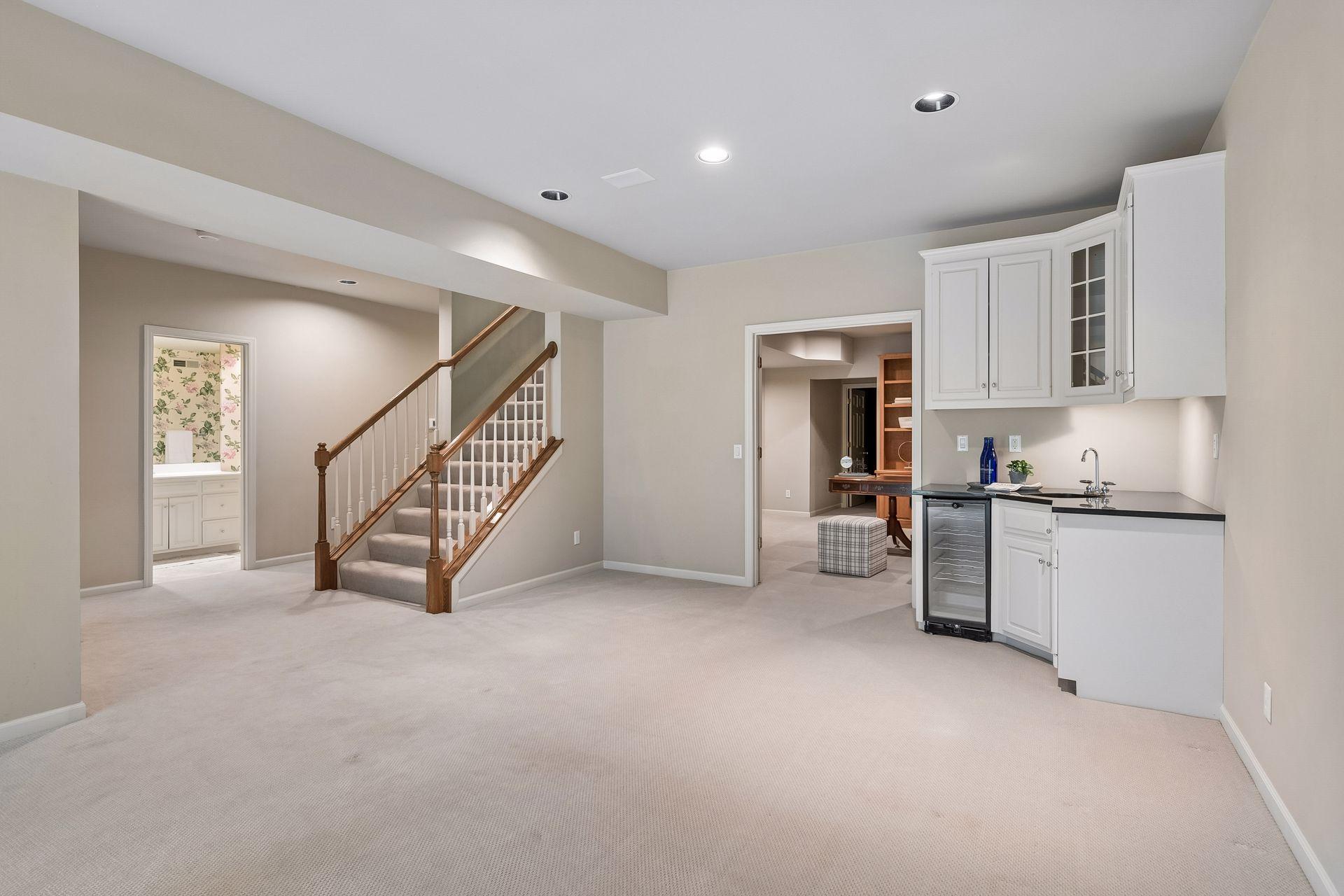 7238 Lewis Ridge Parkway Edina, MN 55439 - Photo 18 of 33
