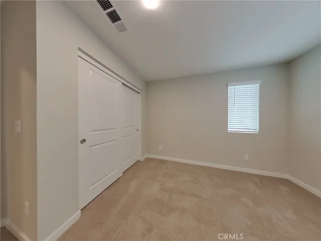 an empty room with a empty space