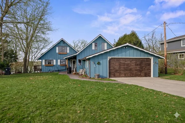 $682,000 | 33 Halsey Avenue Southeast, Buffalo, MN 55313