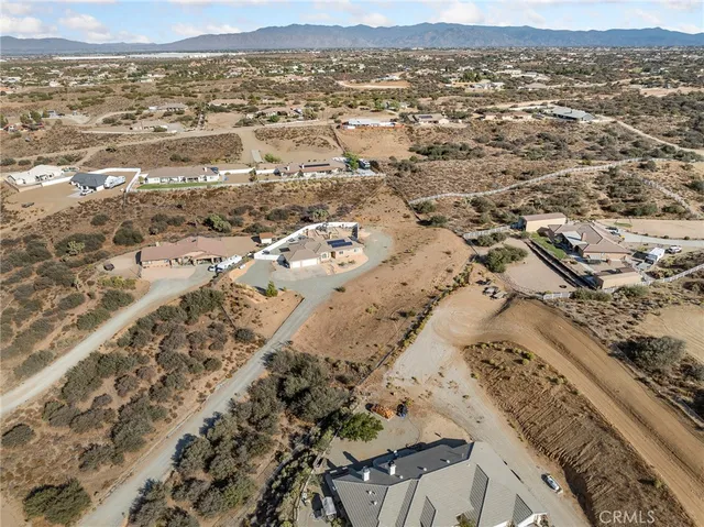 $610,000 | 7925 Anaconda Avenue, Oak Hills, CA 92344