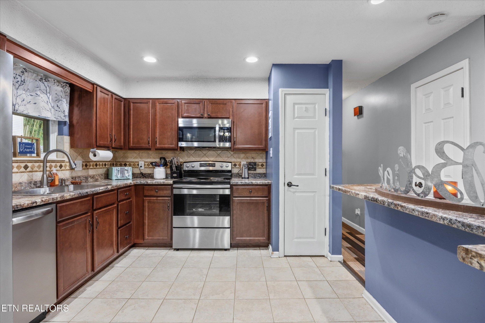 736 Taylor Road Knoxville, TN 37920 - Photo 9 of 29 Gallery Image 9