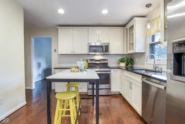 $365,000 | 7532 Camelback Drive, Indianapolis, IN 46250