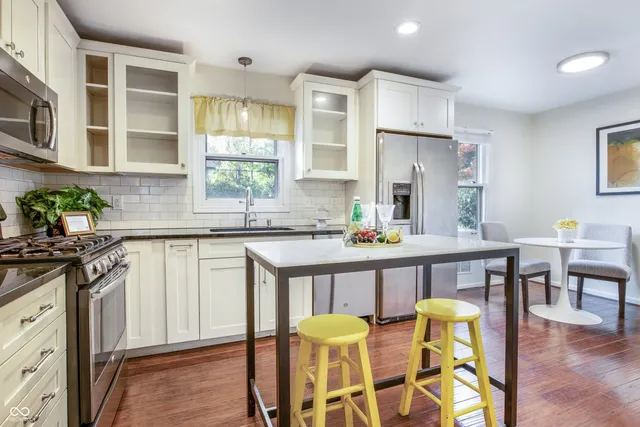 $365,000 | 7532 Camelback Drive, Indianapolis, IN 46250