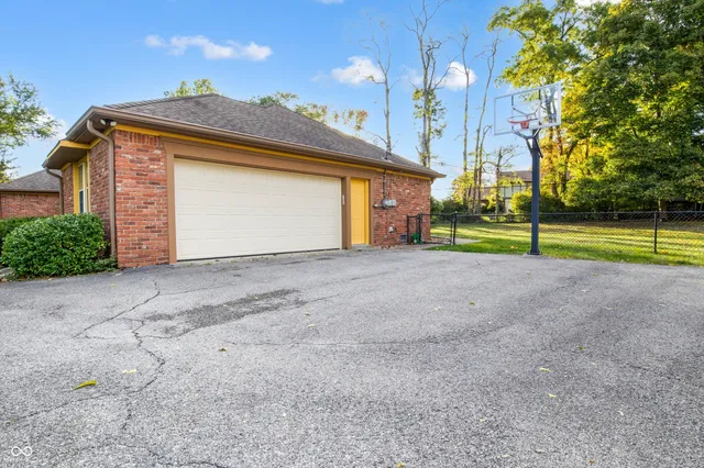 $365,000 | 7532 Camelback Drive, Indianapolis, IN 46250