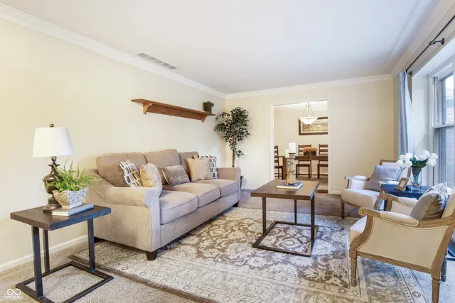 $365,000 | 7532 Camelback Drive, Indianapolis, IN 46250